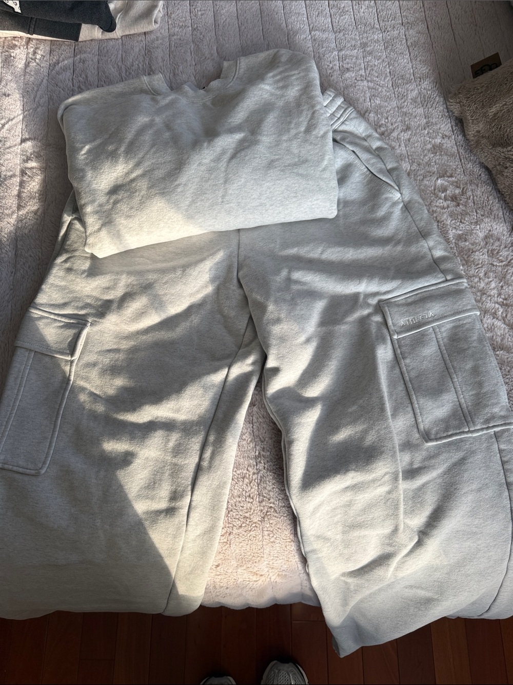 Light Gray Women's Small Cargo Sweatpants - Comfortable Everyday Wear